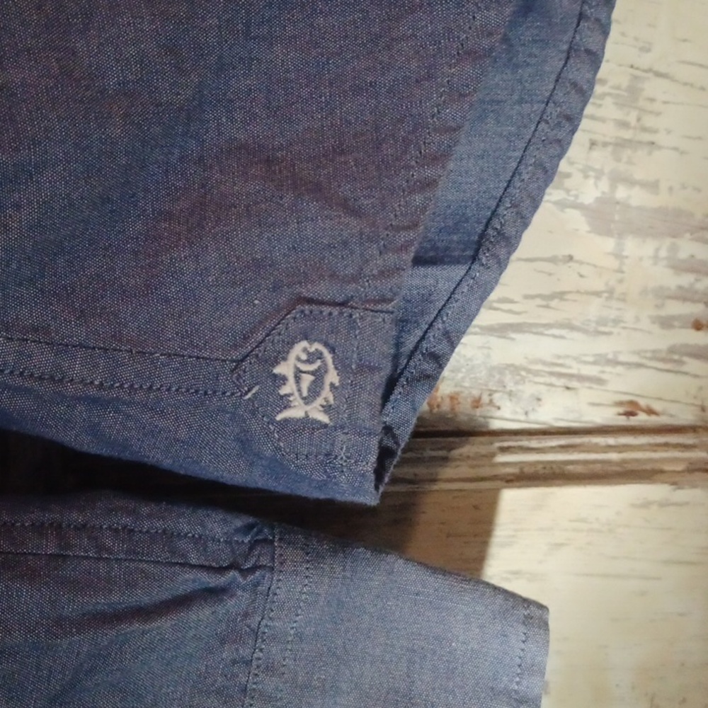 Southern Tide Blue Button Up Size 10 - Picture 3 of 4